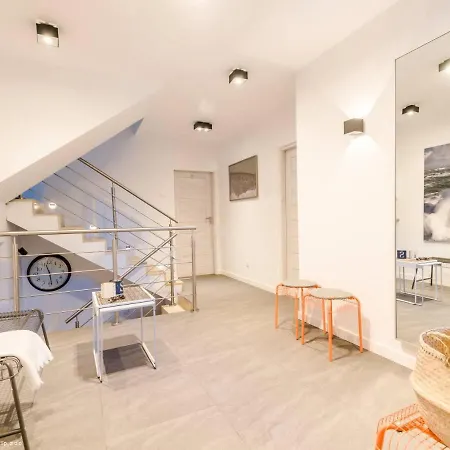 Dom Przy Borowinie كولوبرزيغ