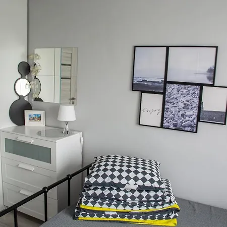 Dom Przy Borowinie كولوبرزيغ