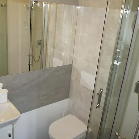 Dom Przy Borowinie *