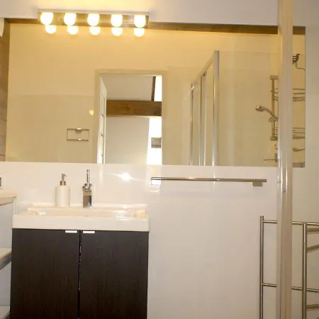 Dom Przy Borowinie *